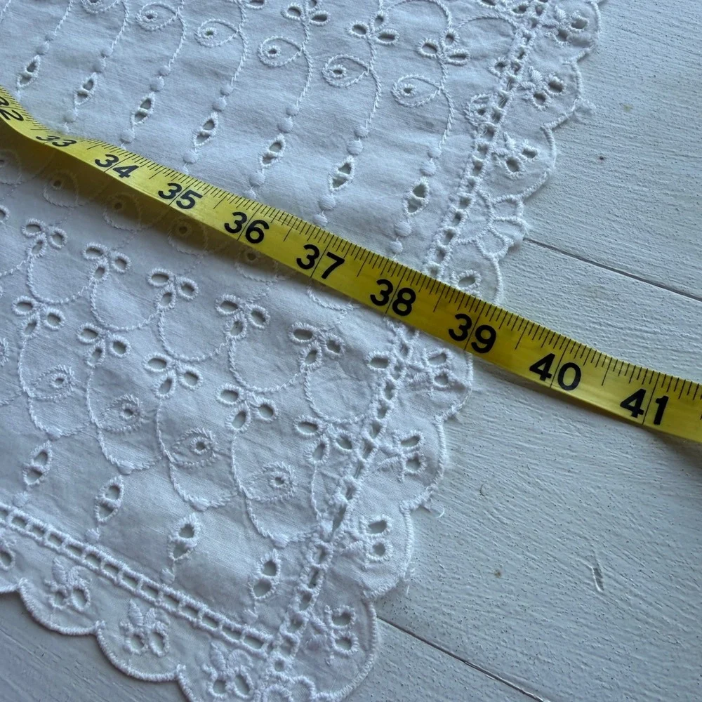 Vintage White Eyelet Lace Table Runner Embroidered Scalloped Edge 12x40